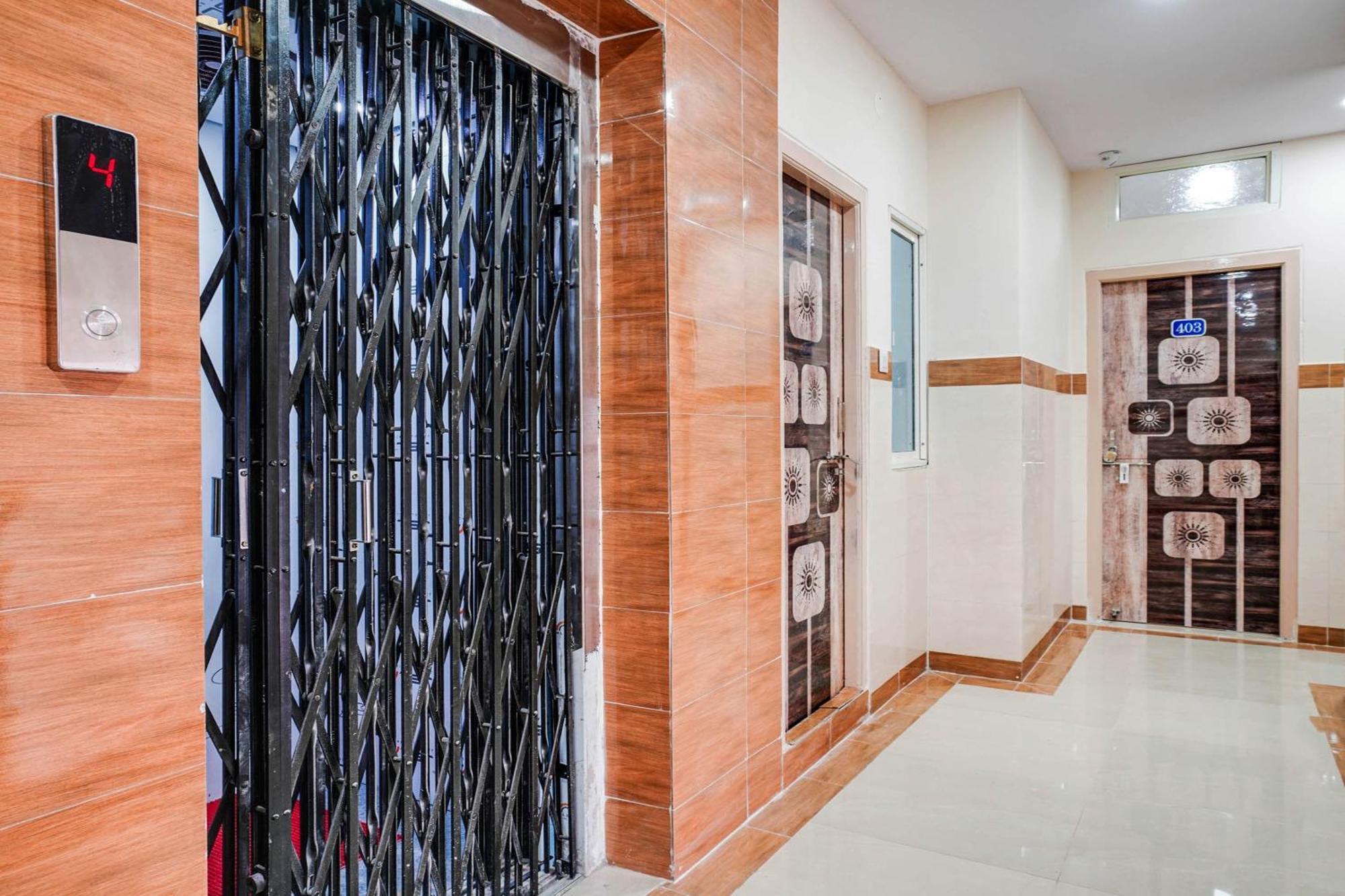 Hotel O Aroma Classic Near Nampally Main Railway Station Hyderabad Exterior foto